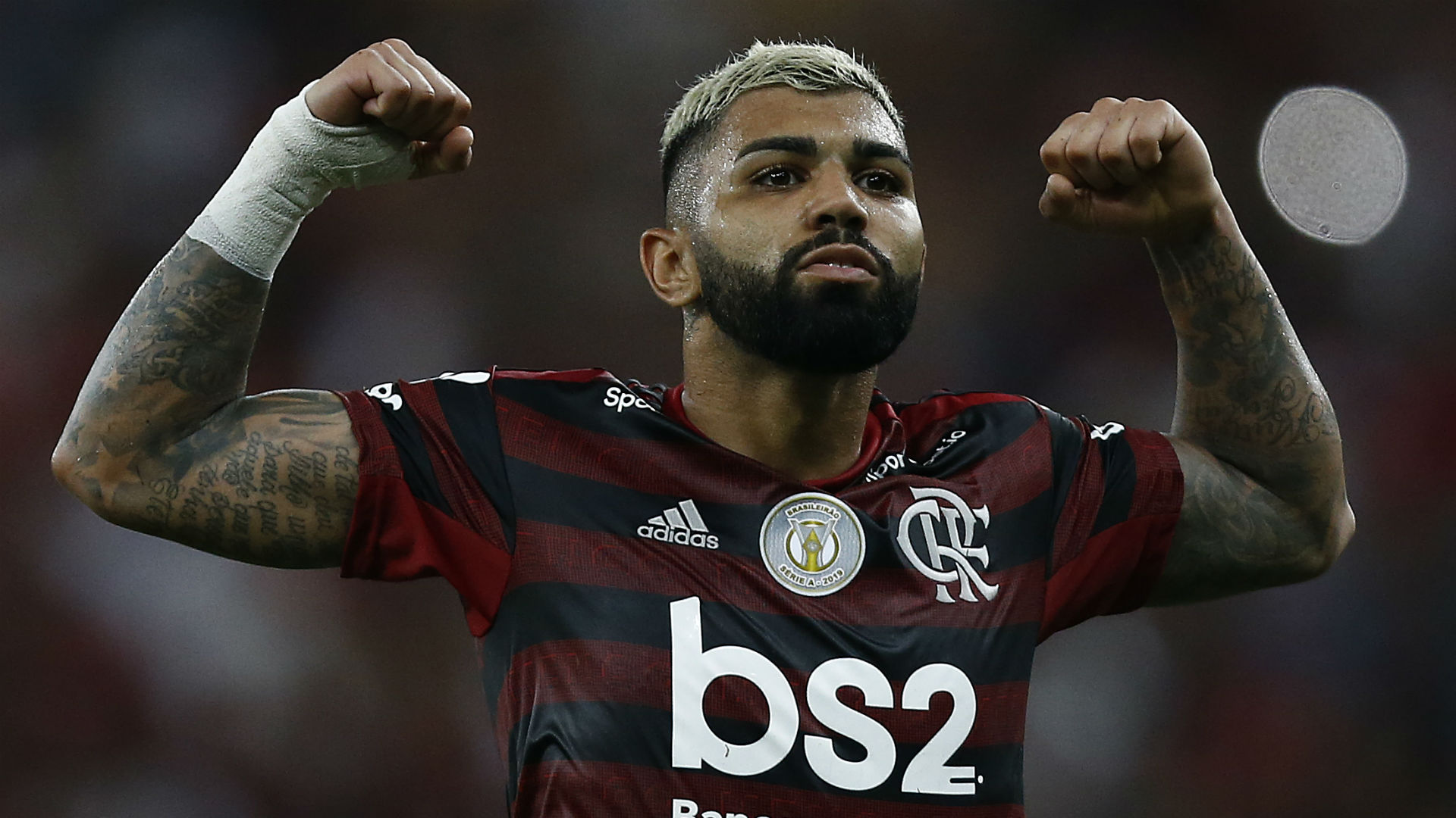 Gabigol faz dois gols Flamengo supera River Plate e é campeão da