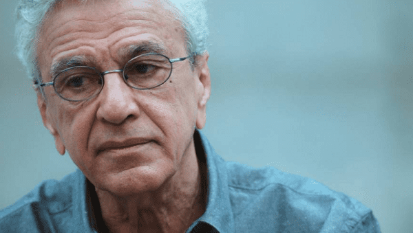 Caetano Veloso de 81 anos está sempre estreando seu imenso talento