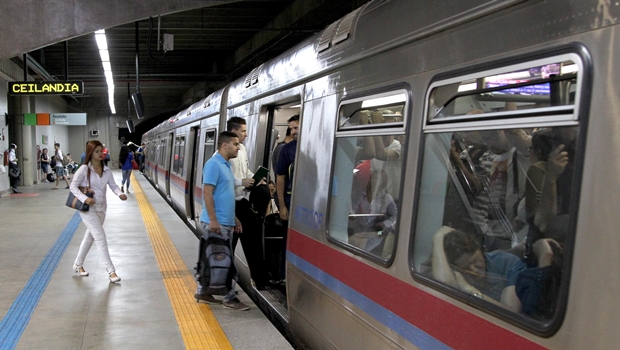 Metrô-DF opera com 70% da capacidade - Jornal Opção