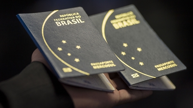 Embaixada e Consulados dos EUA no Brasil retomam emissão e renovação de  vistos - Jornal Opção