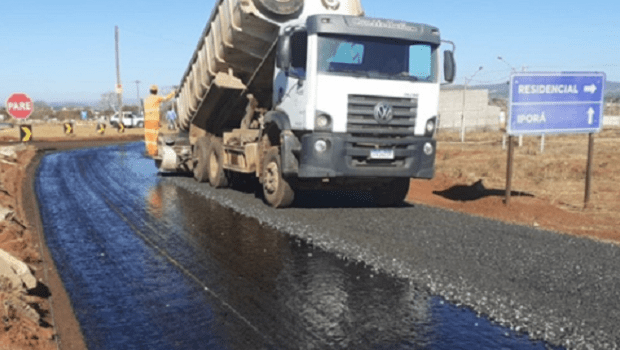 Rodovia BR-230, no Pará, recebe obras de pavimentação - Estradas