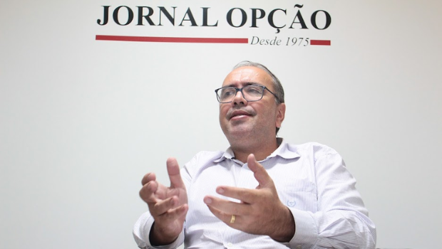 10 - Escorrega lá vai um (Eduardo Machado) 