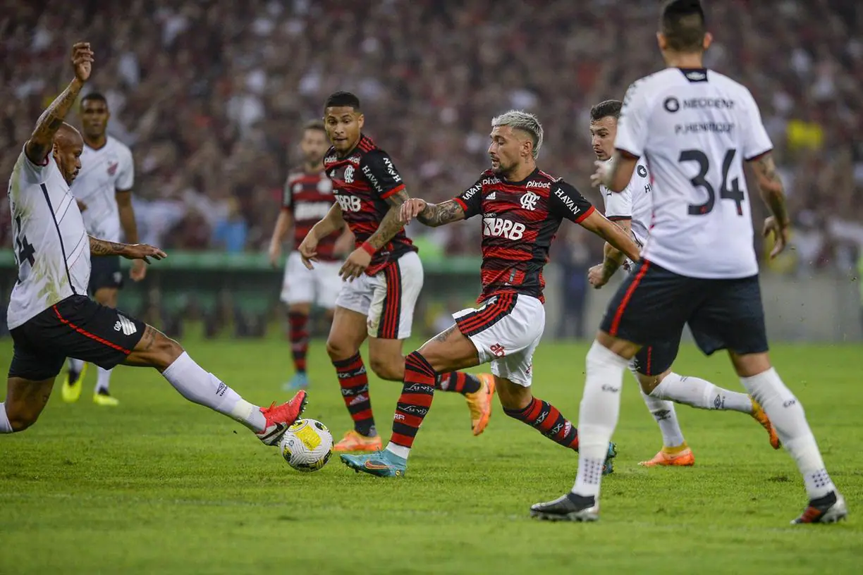 Flamengo Vence Athletico Pr E Campe O Da Libertadores Jornal Op O