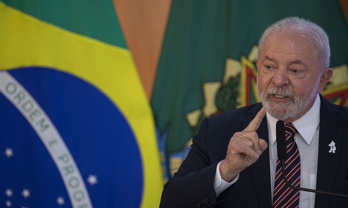 Os evangélicos descobriram o que Lula não conseguiu: para