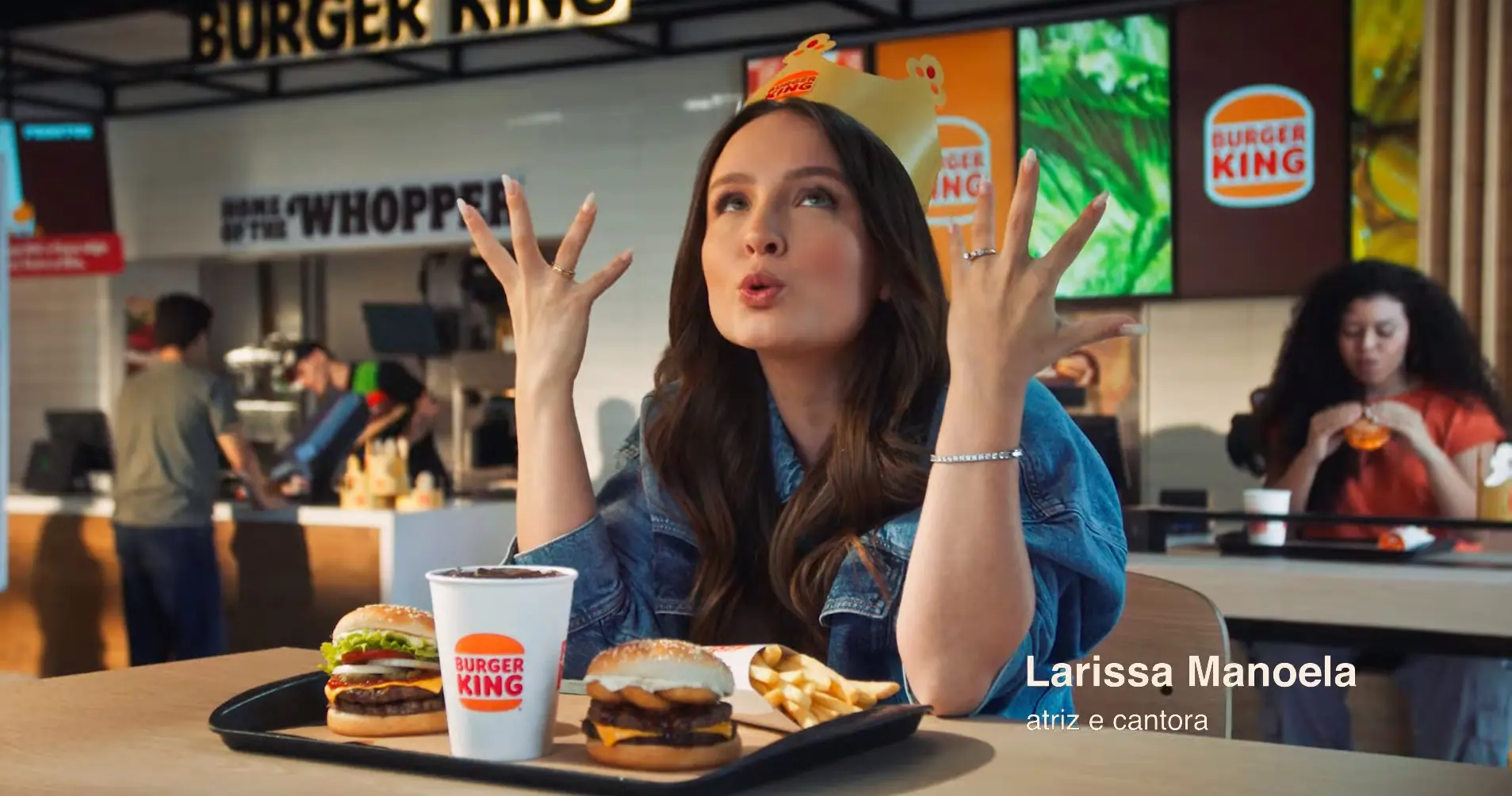 O dinheiro é meu', brinca Larissa Manoela em comercial do Burger King